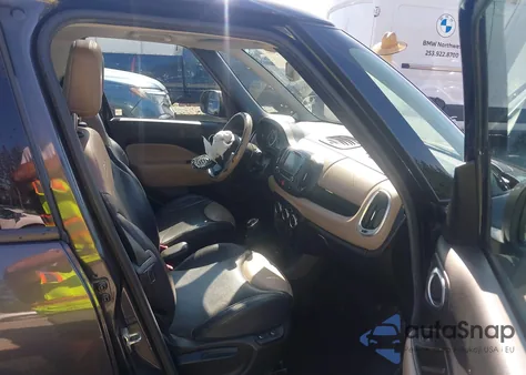 2014 Fiat 500L Lounge z USA, uszkodzony, nr VIN ZFBCFACHXEZ007451